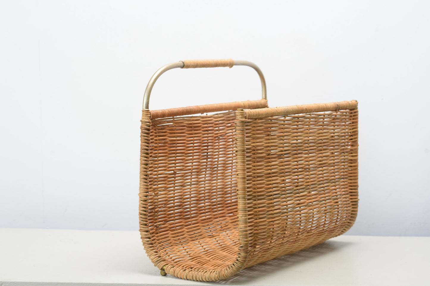 Loom Magazine Rack