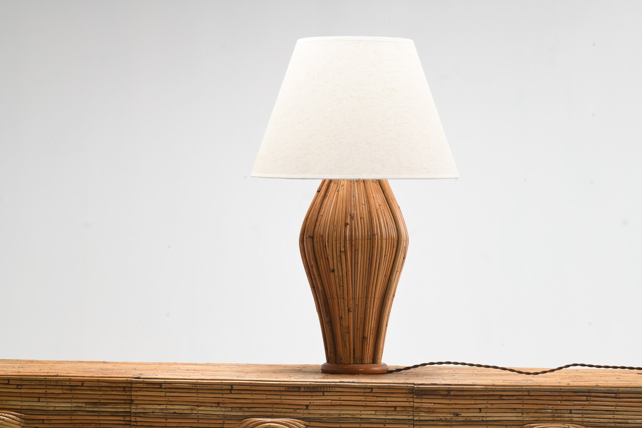 Amphora Table Lamp