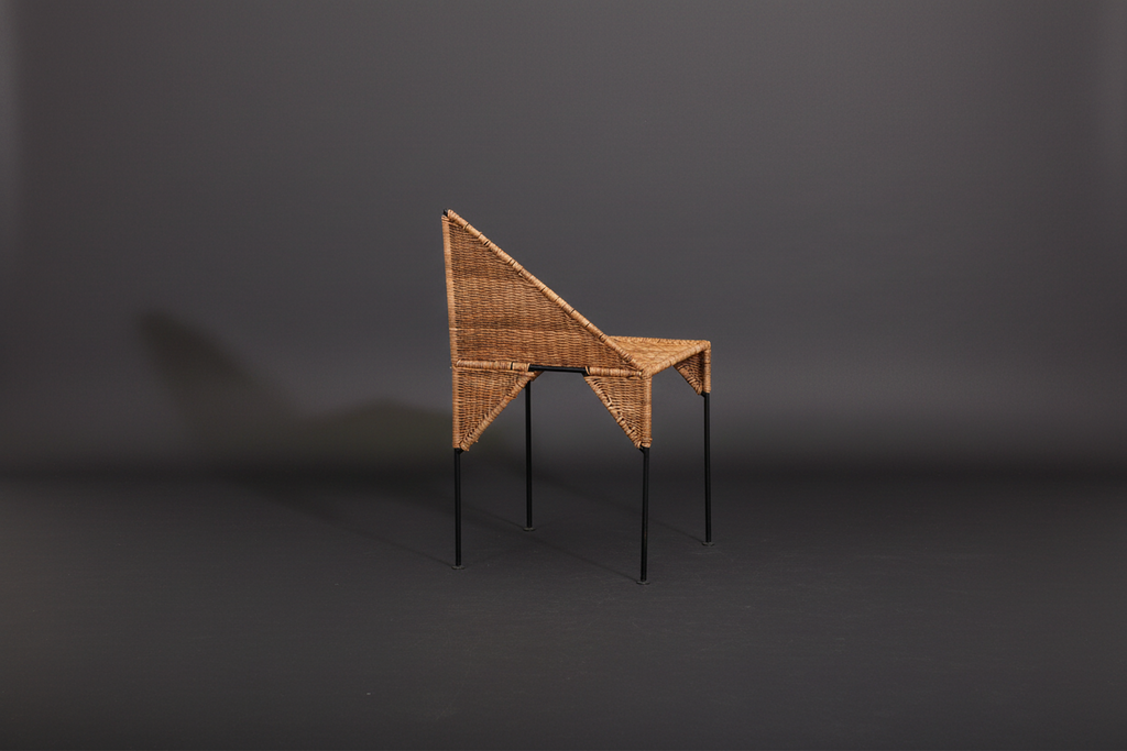 Shaped Oddity 'Triangle'