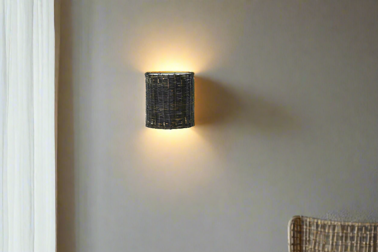 Lumina Wall Lamp