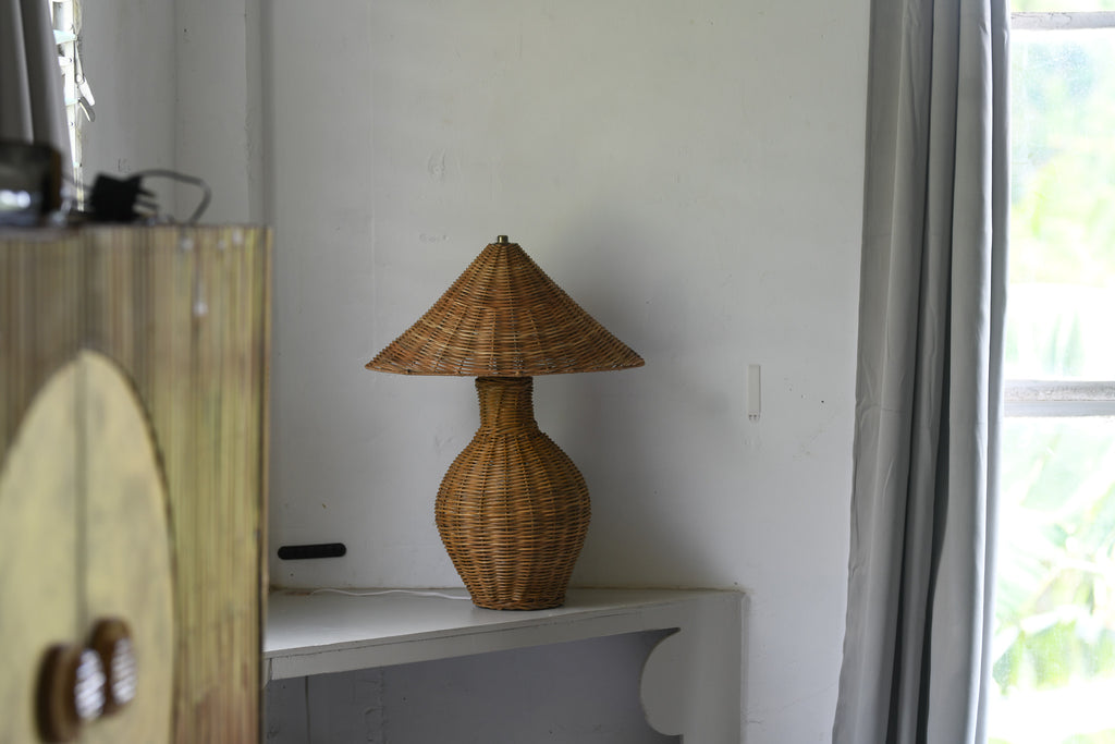 Aliah Wicker Table Lamp