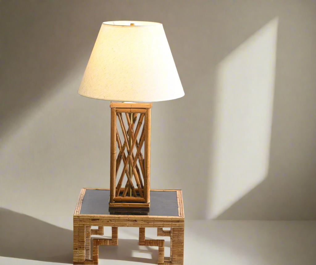 Bamboo Lattice Table Lamp
