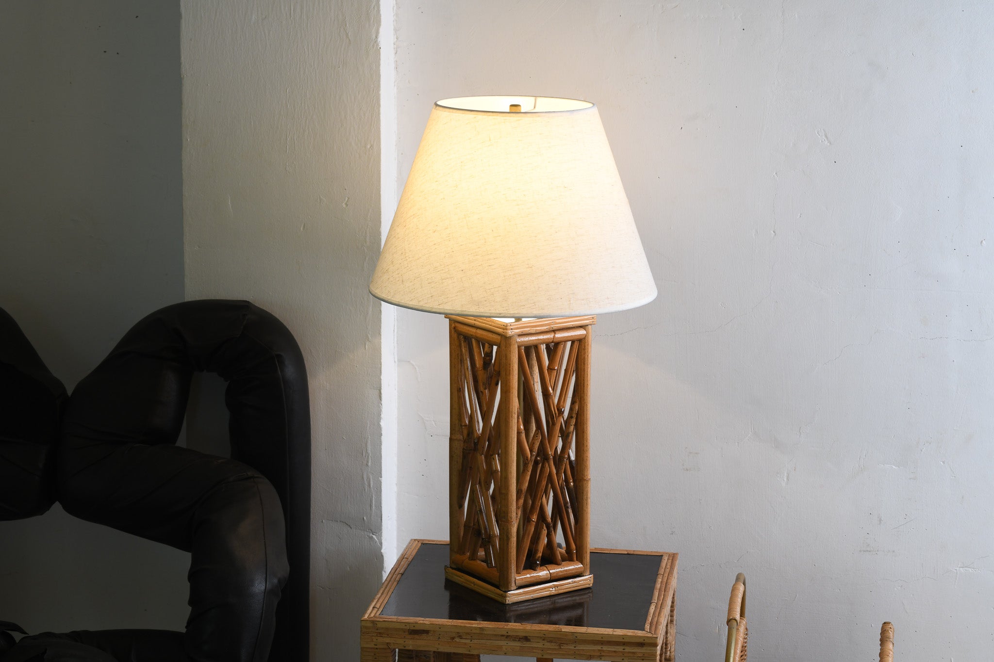 Bamboo Lattice Table Lamp