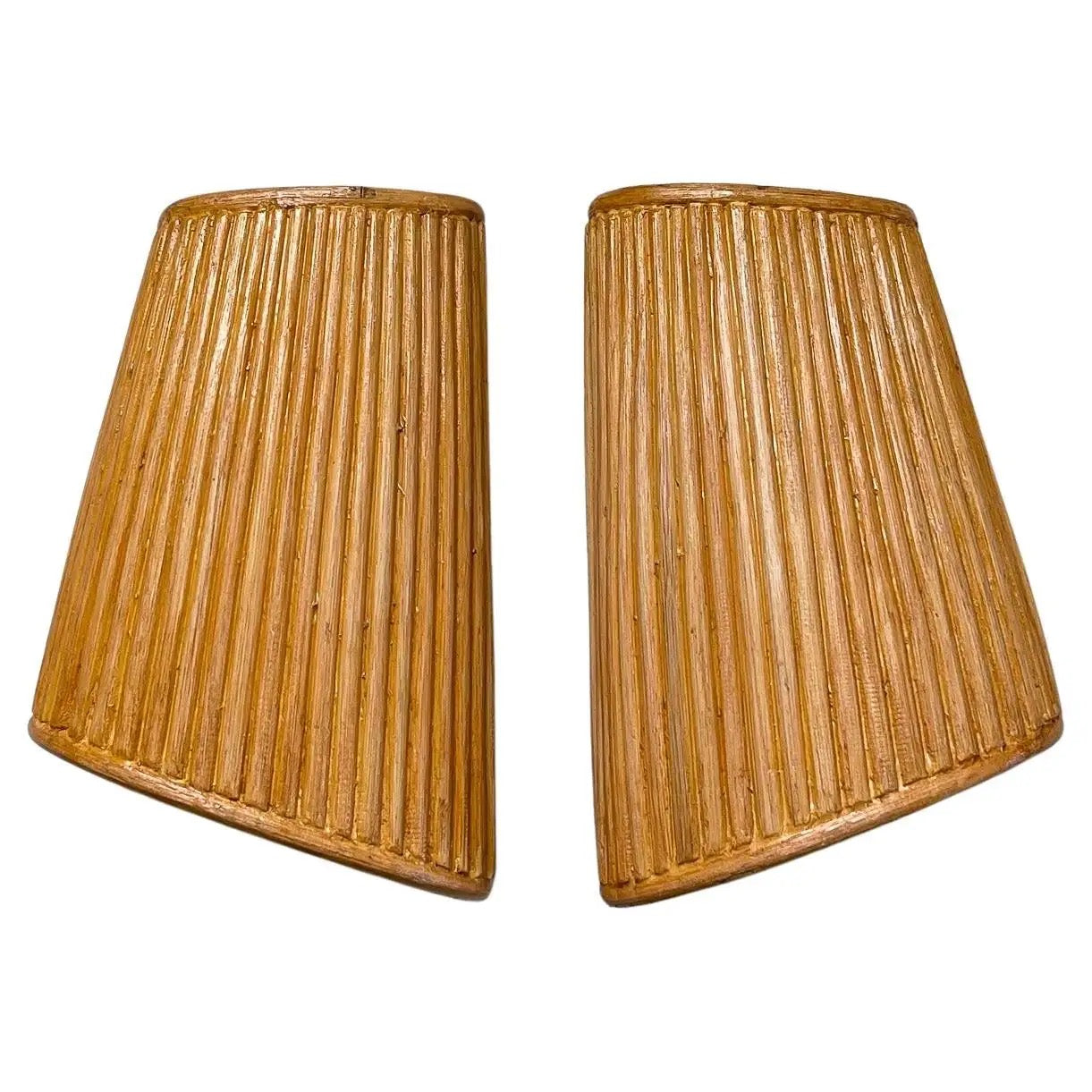 Pair of Aura Wall Lamp