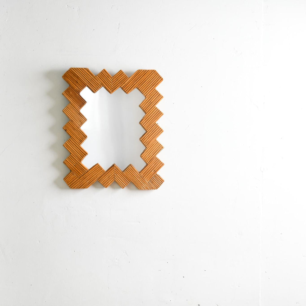 Handwoven Rattan Wall Mirror – Vintage Herringbone Pattern