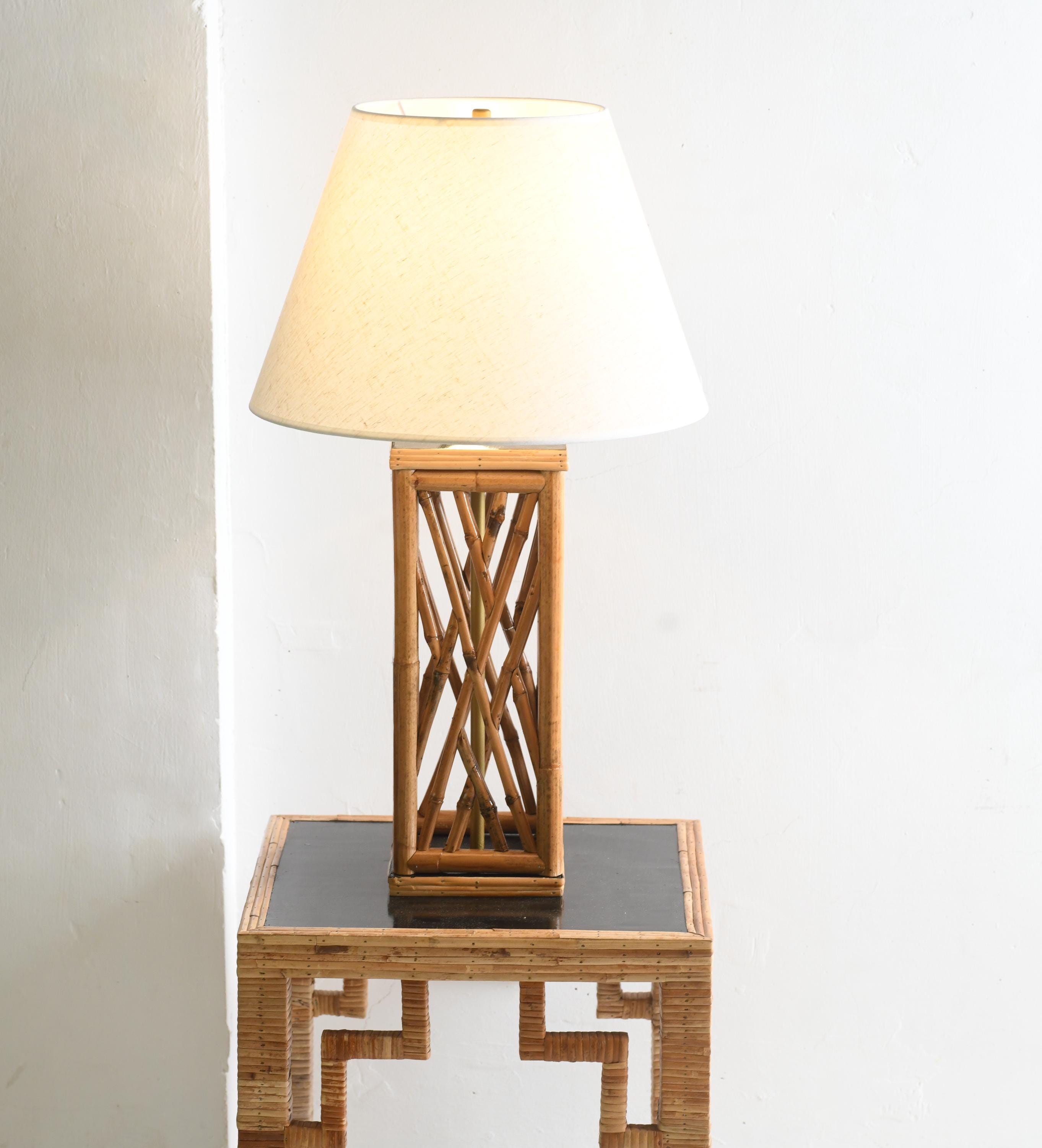 Chippendale Style lattice Rattan Bamboo Table Lamp